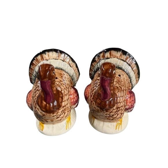 Fine Ceramic Turkey Salt and Pepper Shaker Set of 2 - Picture 12 of 16